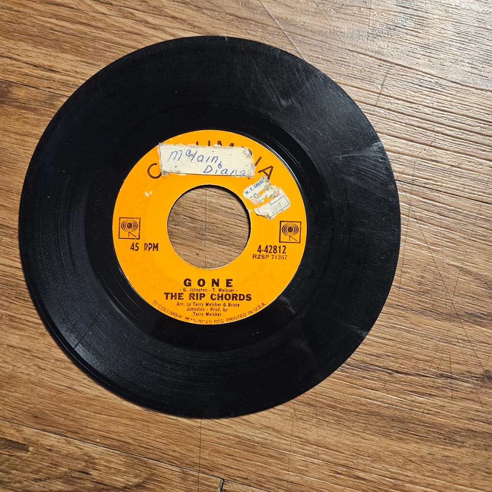 The Rip Chords Gone She‎ Thinks I Still Care 45 RPM 7" Columbia 4-42812 VG/VG